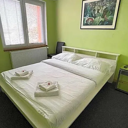 Jahodnice Hotel 3*