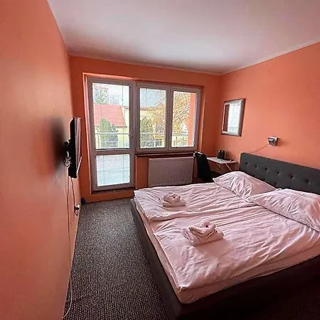 Jahodnice Hotel 3*